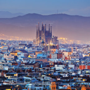 Kurztrip nach Barcelona: 4 Tage im guten Hotel mit Frühstück und Flug nur 137€