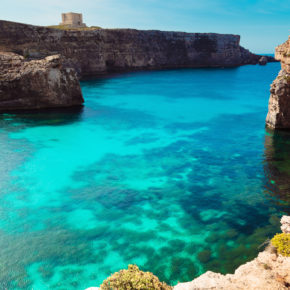 Malta: 5 Tage im guten 4* Hotel mit Rooftop Pool & Flug nur 92€