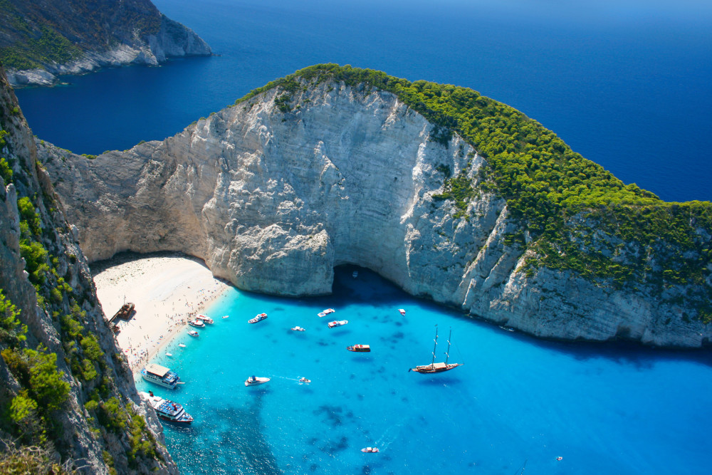 Zakynthos Navagio Beach mit Booten