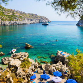 Anthony Quinn Bay Strand