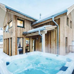 Wintervilla Steiermark Außenjacuzzi