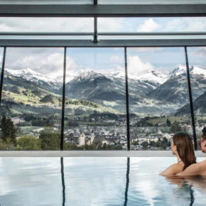 Wellnessurlaub in Tirol: 3 Tage im TOP 4* Schlosshotel mit Frühstück & Wellness ab 140€