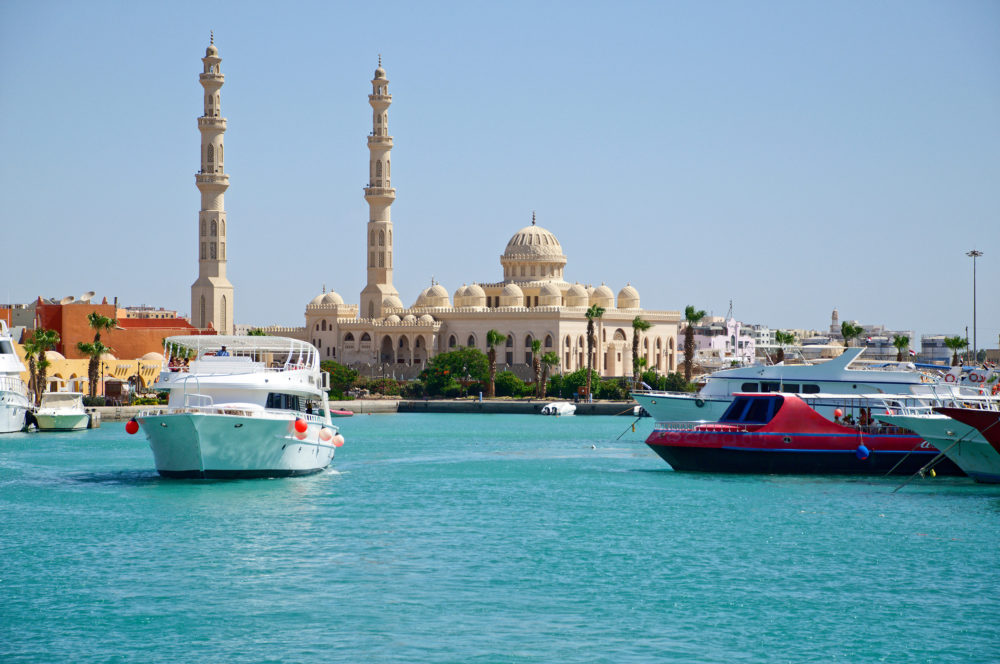 Ägypten Hurghada Haeuser Boote Meer