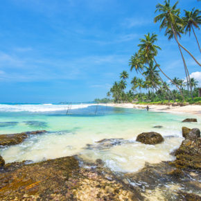 Luxus in Sri Lanka: 14 Tage im TOP 4.5* Hotel mit Frühstück, Flug, Transfer & Zug für nur 1221€