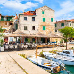 Sommerurlaub auf der kroatischen Trauminsel: 8 Tage Brač mit TOP Unterkunft in Strandnähe & Flug ab 266€