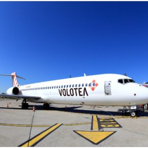 Volotea Flugzeug Rollfeld