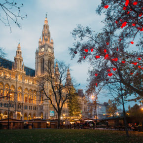 Wundervoller Weihnachtsmarkt-Trip: 2 Tage Wien mit zentralem Hotel NUR 19€