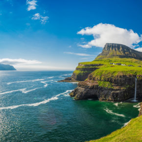 Dänemark Faroe Insel Gasadalur Wasserfall