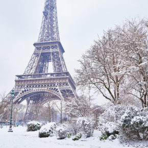 Frankreich Paris Eiffelturm Schnee