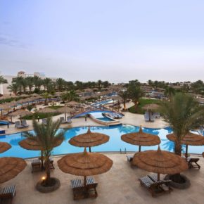 Ägypten: 8 Tage Hurghada im TOP 4.5* Beach Resort mit All Inclusive, Flug, Transfer & Zug nur 382€