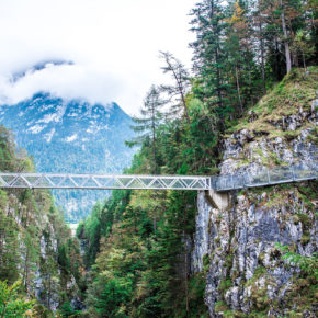 Deutschland Alpen Leutaschklamm Brücke