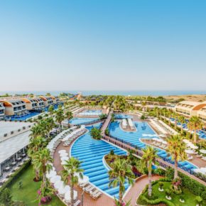 Cluburlaub in der Türkei: 8 Tage im TOP 5* TUI Magic Life mit All Inclusive, Flug & Transfer nur 542€