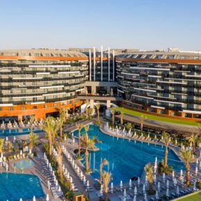 Kirman Calyptus Resort & Spa