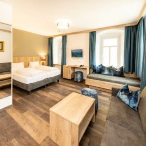 Wochenende im Salzburger Land: 3 Tage im 3.5* mit Halbpension, Sommercard und Wellness für 111€