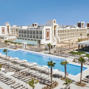 Kap Verde: 10 Tage im TOP 5* RIU Hotel mit All Inclusive, Flug & Transfer ab 1394€