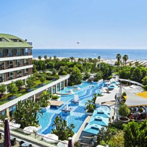 Türkei: 6 Tage im TOP 4.5* TUI BLUE Hotel mit All Inclusive, Flug & Transfer nur 445€