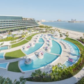 Mehr Luxus geht nicht: 6 Tage Dubai im TOP 5.5* Strand-Resort auf „The Palm“ mit Vollpension, Flug, Transfer & Zug um 1642€