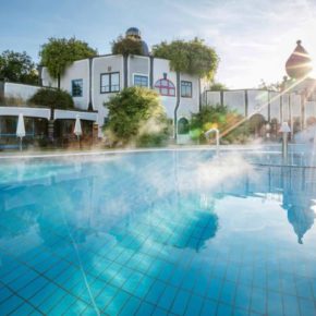 Thermen-Spaß in Österreich: 3 Tage in TOP 4* Rogner Therme Bad Blumau inkl. Halbpension ab nur 409€