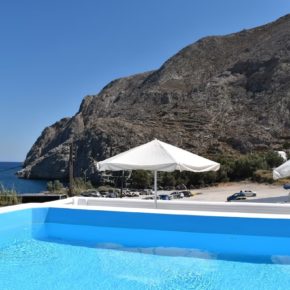 Traumurlaub Santorini: 8 Tage auf der griechischen Insel inkl. TOP 3* Hotel nur 291€