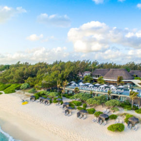 Herrlicher Strandurlaub: 10 Tage Mauritius im TOP 5* Radisson Resort inklusive Halbpension ab 1864€