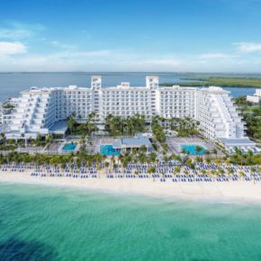 Mexiko Luxus-Kracher: 10 Tage ins wunderschöne TOP 5* Riu Resort mit All Inclusive, Flug & Transfer ab 1559€